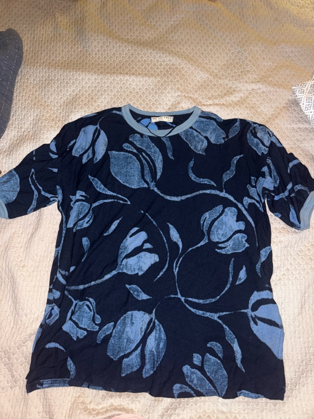 Free people floral shirt !